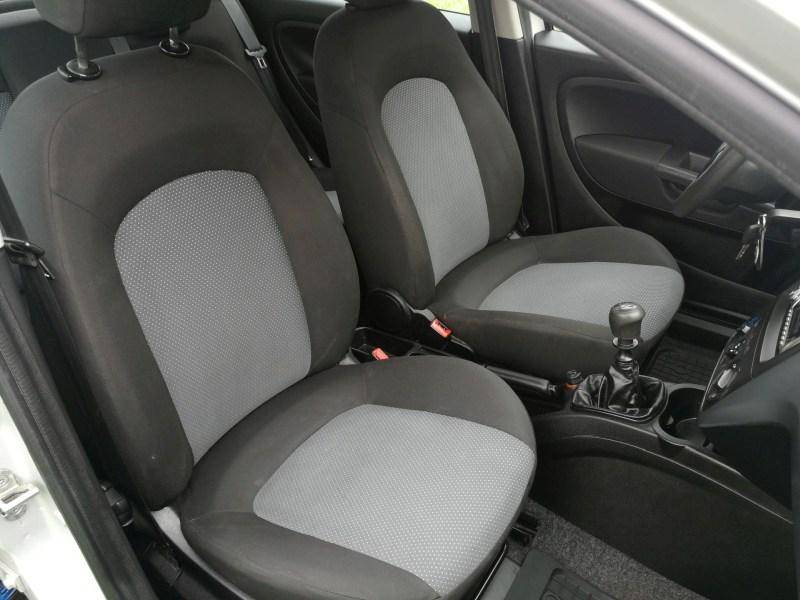 ox_fiat-grande-punto-12-benzyna-2012r-klima-5-drzwi