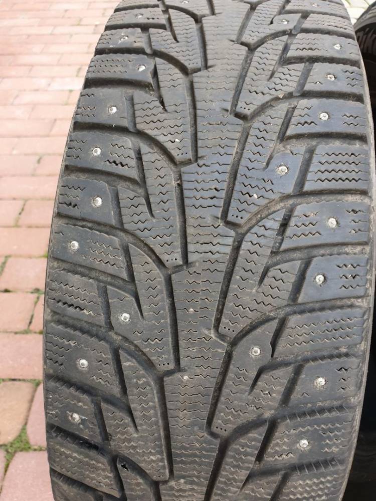 ox_sprzedam-opony-zimowe-z-kolcami-hankook-winter-pik-rs-20560r16