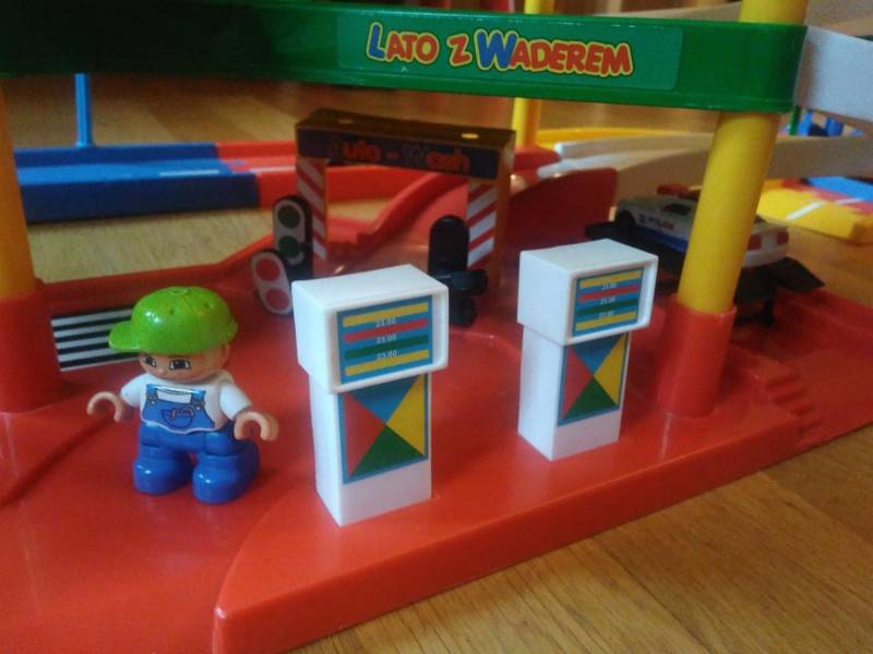 ox_wader-mega-droga-parking