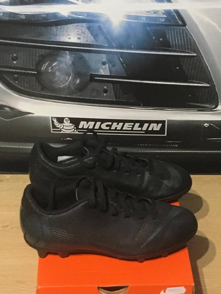 ox_buty-nike-jr-vapor-korki-nowe-rozmiar-eu-365