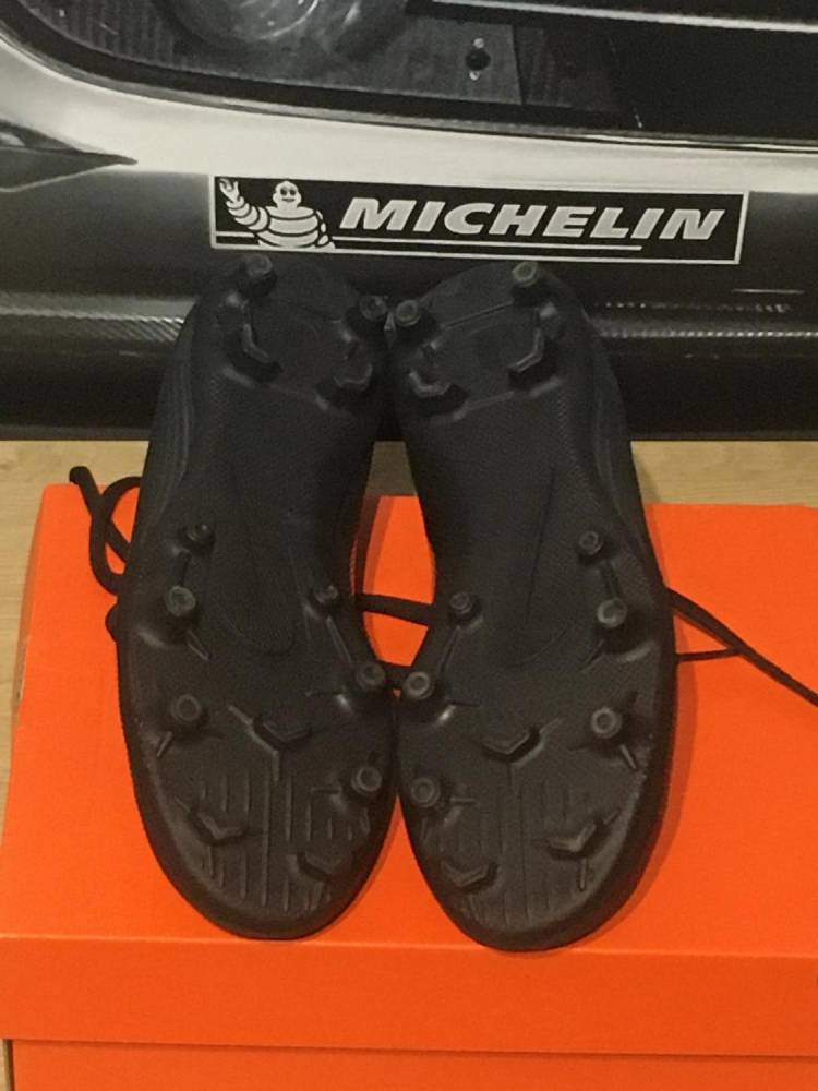 ox_buty-nike-jr-vapor-korki-nowe-rozmiar-eu-365