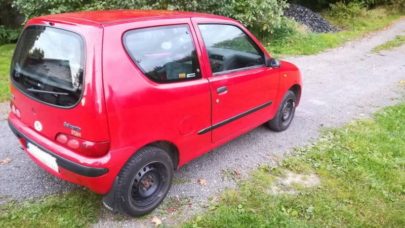 ox_sprzedam-fiat-seicento-900