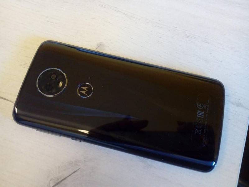 ox_motorola-e5-plus-59-cala-smartfon-jnowystan-idealny6-mies
