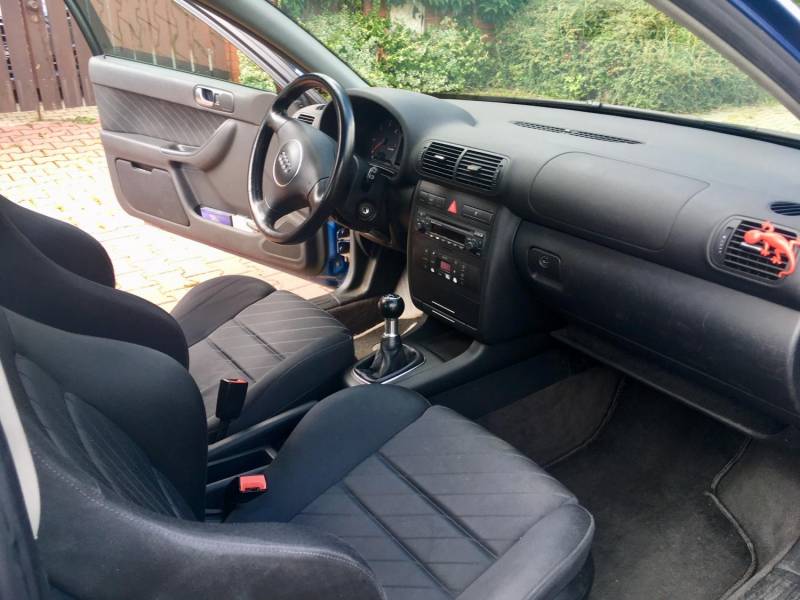 ox_audi-a3-sportback-19-tdi-2001-super-stan