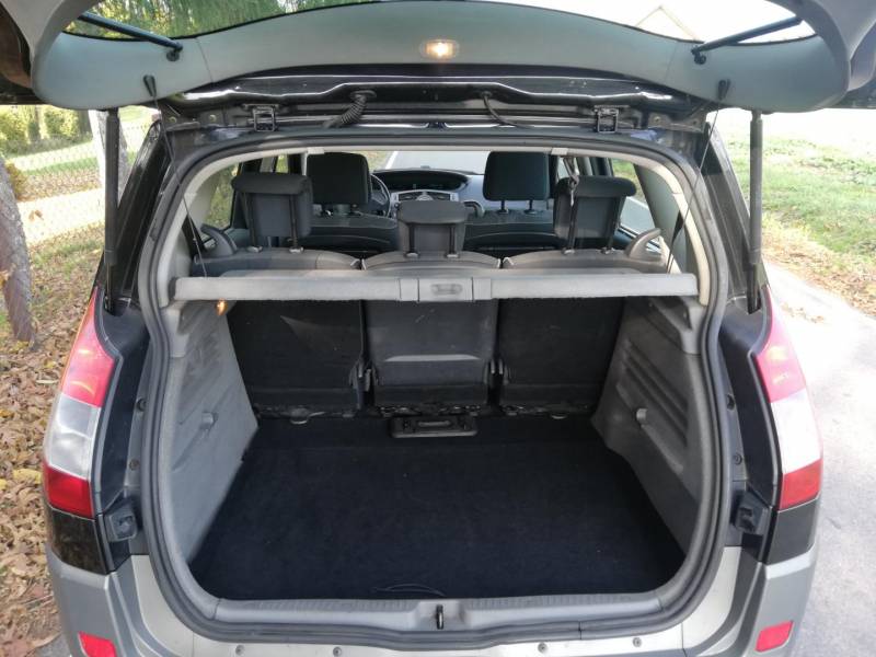 ox_renault-scenic-19d-2004r6-biegow-klima-tempomat