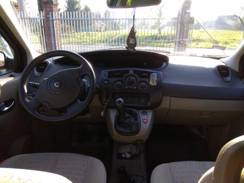 ox_renault-scenic-2004-15-dci