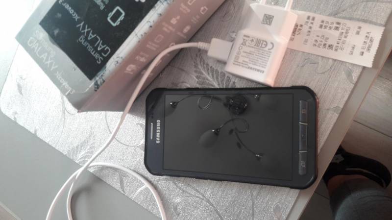 ox_samsung-xcover-wodoodporny-jak-nowy