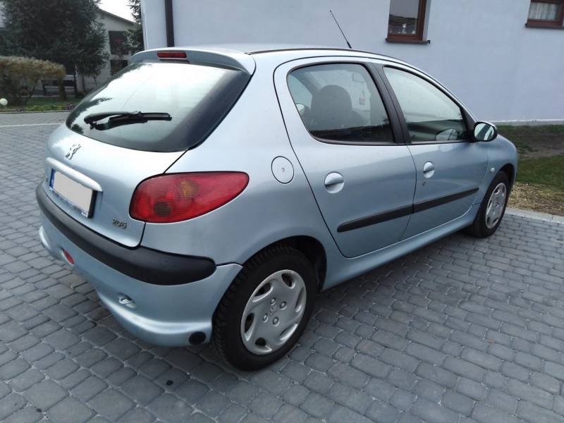 ox_peugeot-206-klimatyzacja-14-8v-75km-lpg-gaz-116-tys-km