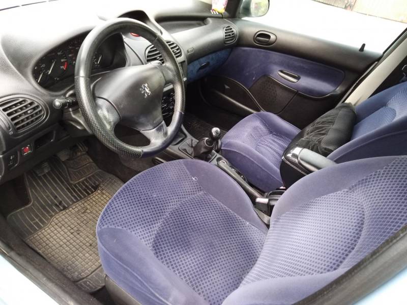 ox_peugeot-206-klimatyzacja-14-8v-75km-lpg-gaz-116-tys-km