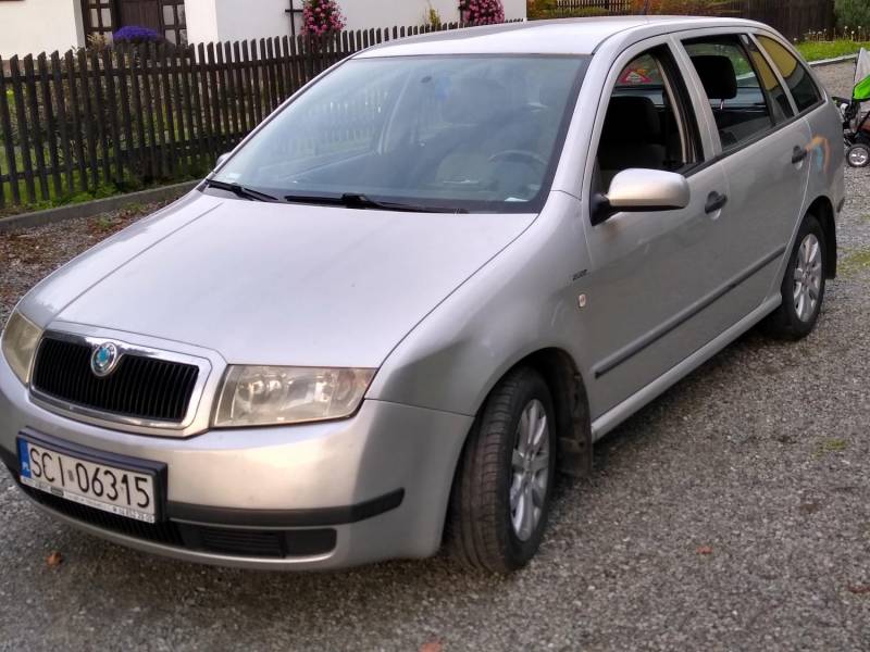 ox_skoda-fabia-14-16v