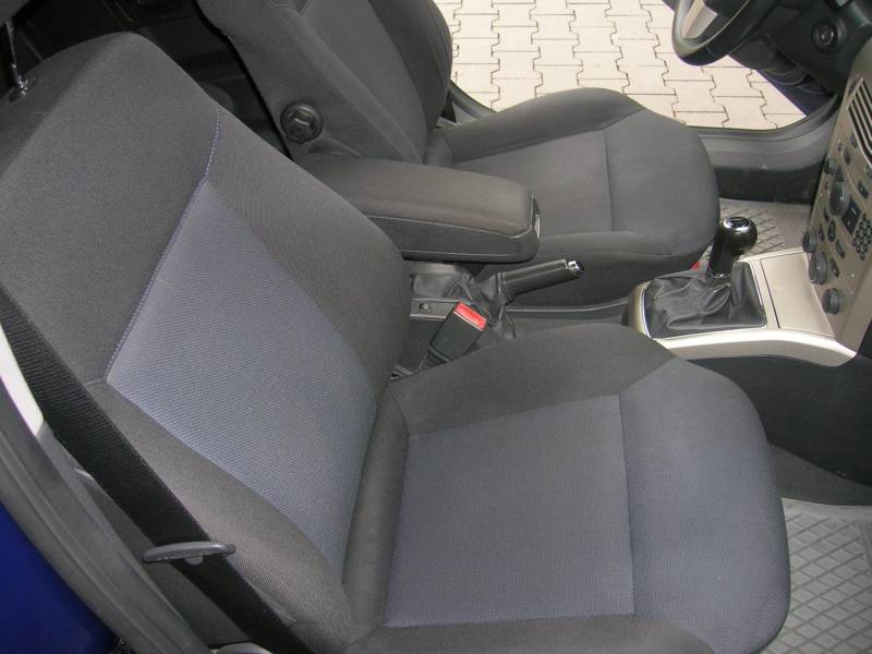 ox_opel-astra-h-17-cdti-110-km-cosmo