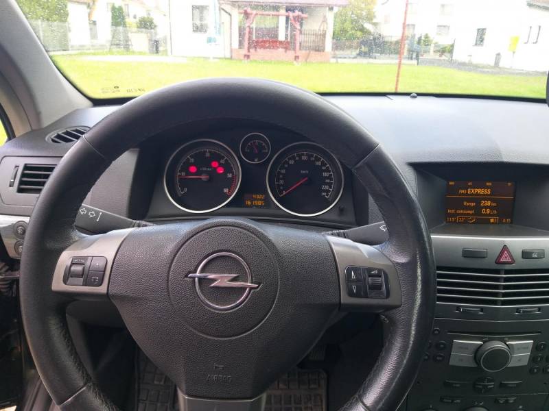 ox_opel-astra-iii-17-cdti-2005