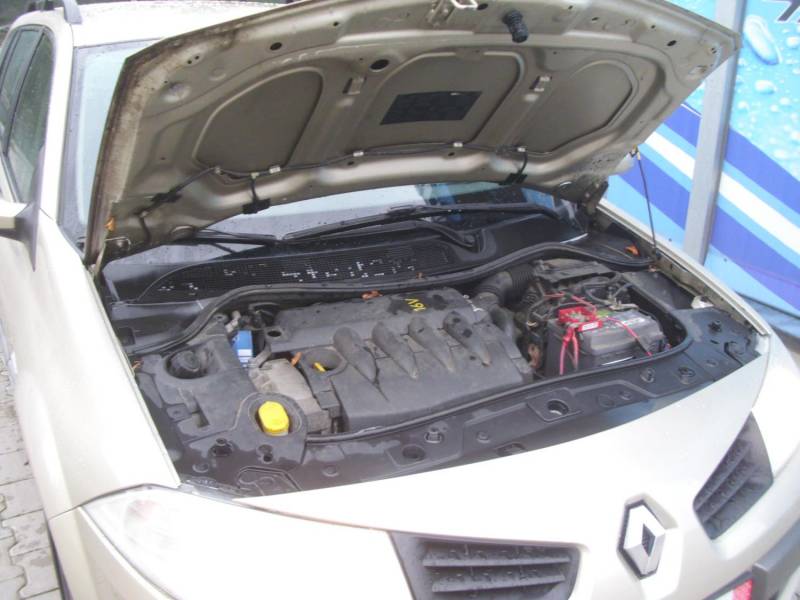 ox_renault-megane-ii-kombi-lift-16-16v