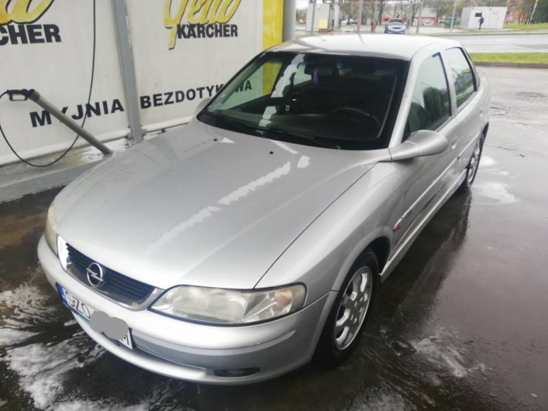 ox_opel-vectra-20dti