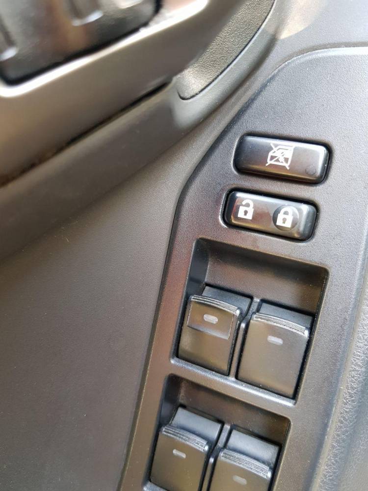 ox_toyota-verso-20-124-km-7-miejsc-gratis-opony-zimowe
