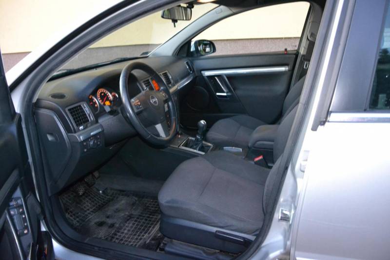 ox_opel-vectra-c-lift-19cdti-150km-2006rok