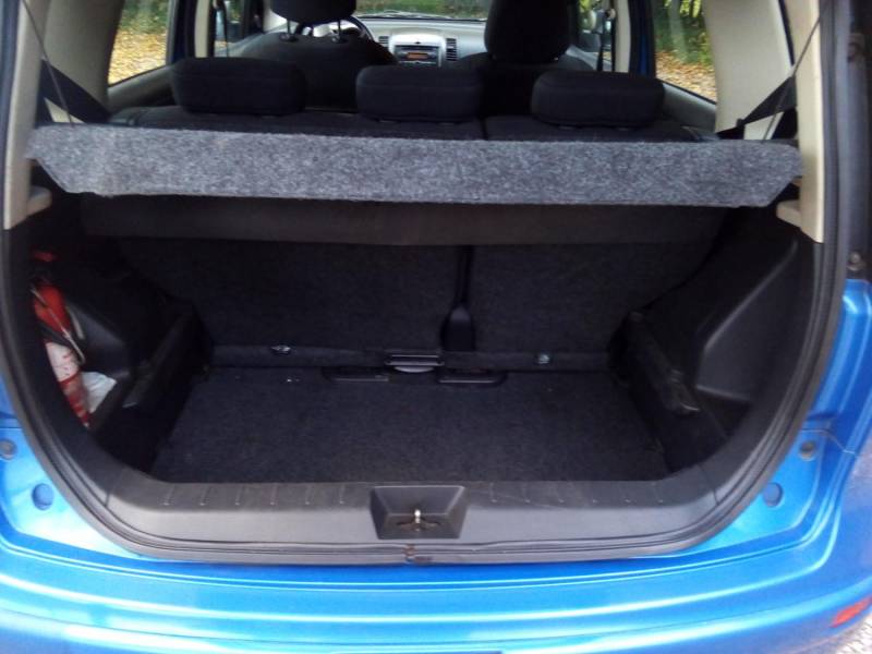 ox_nissan-note-14-benzyna-5l100km-klimatronic-4xel-szyby-bogata-wersja