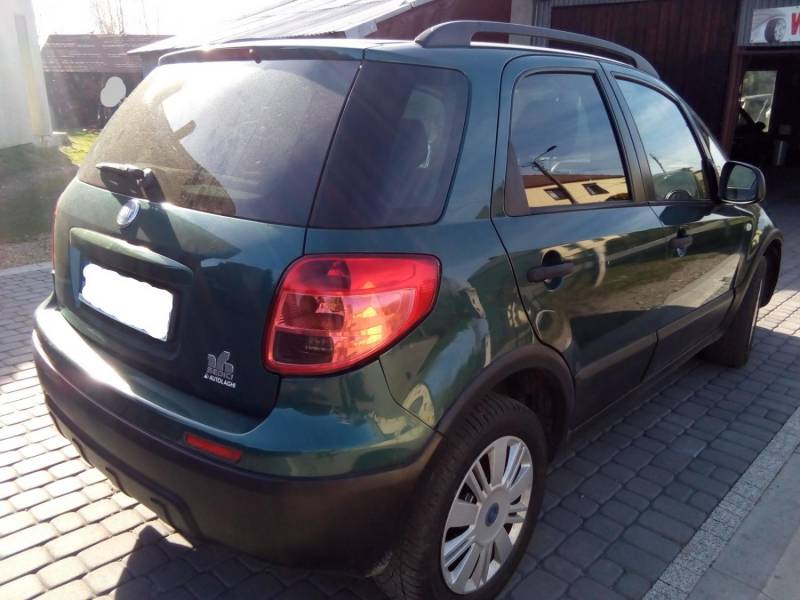 ox_fiat-sedici-naped-4x4-klimatyzacja-16-benzyna-107km