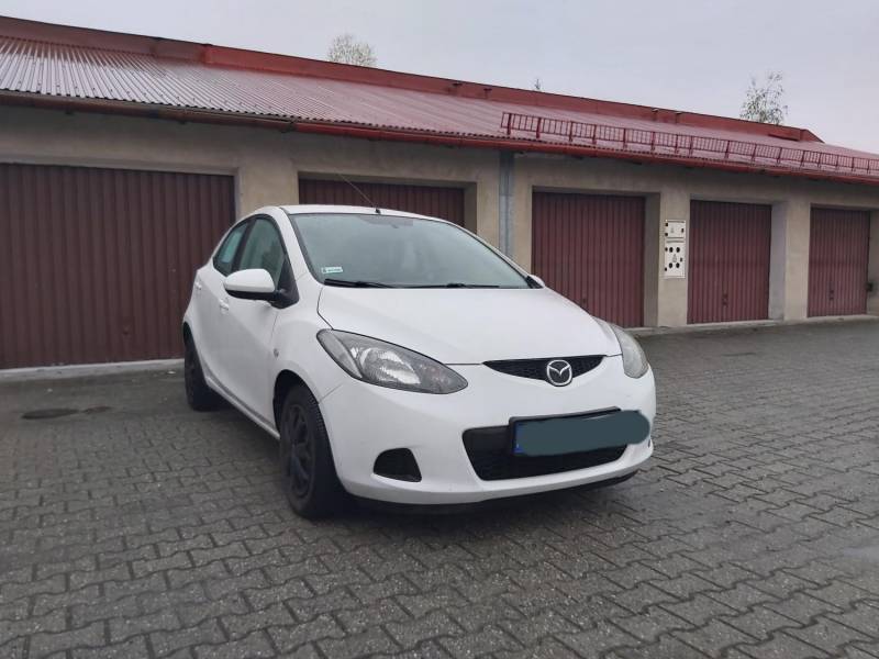 ox_zadbana-mazda-2-benzyna-2009r-okazja