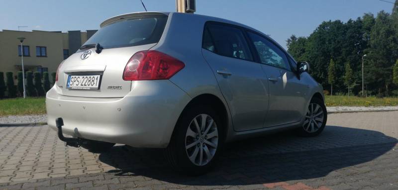 ox_toyota-auris-klimatronick-d4d-bezwypadkowa-z-domu-bdb-diesel-126km