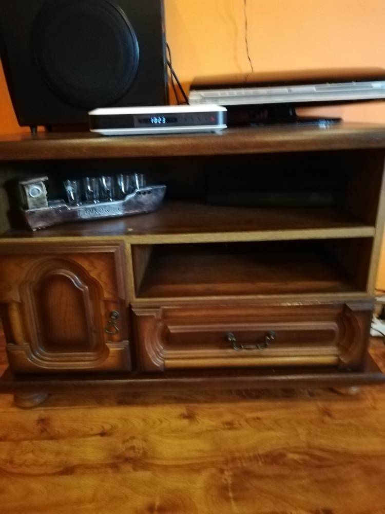 ox_witryna-szafka-pod-telewizor