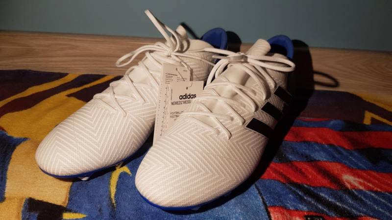 ox_korki-adidas-nemeziz-messi-183-fg
