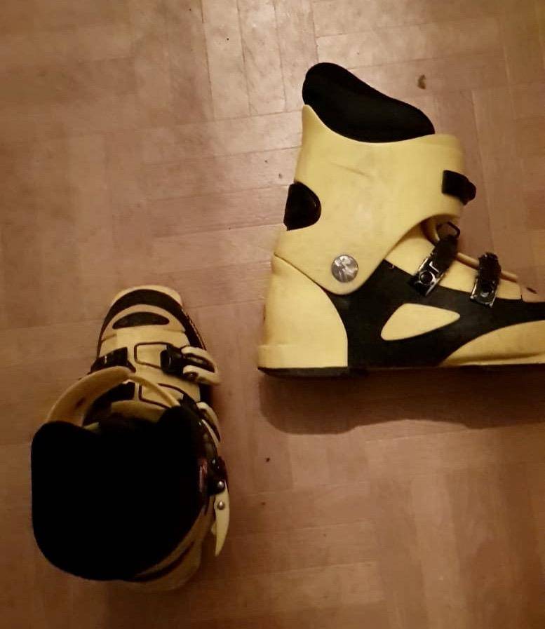 ox_buty-narciarskie-dzieciece-dziecko-rossignol-comp-j-narty-chlopak