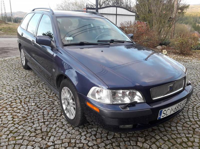 ox_sprzedam-volvo-v40-4444pln