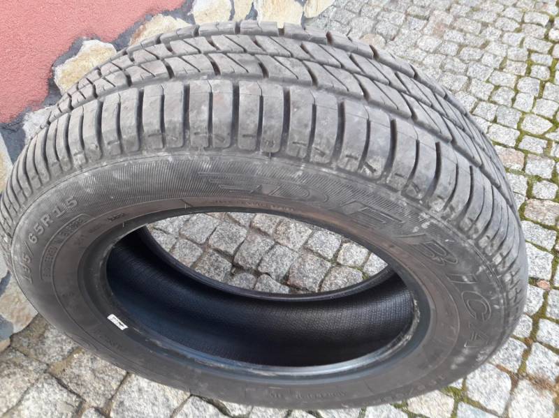 ox_sprzedam-volvo-v40-4444pln