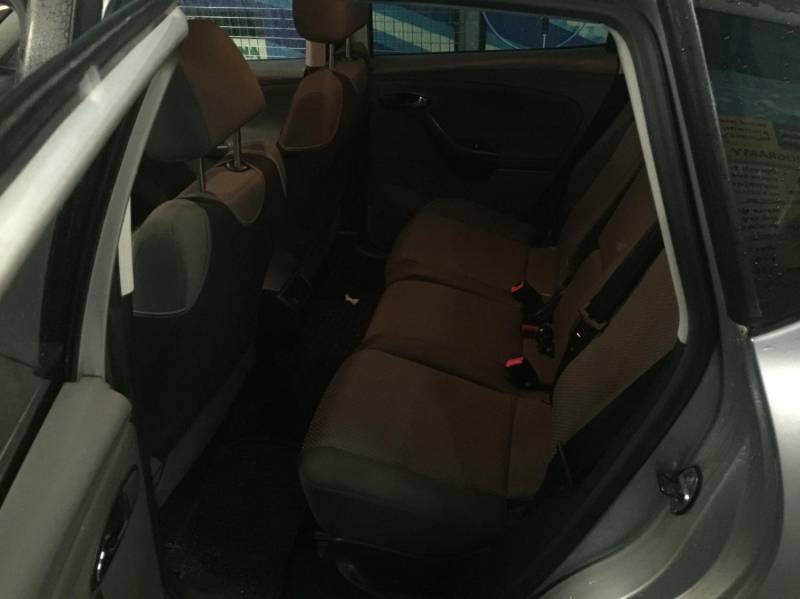 ox_sprzedam-seat-altea