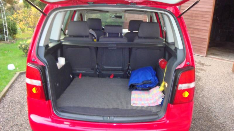 ox_sprzedam-vw-touran-2005-rok-19-tdi