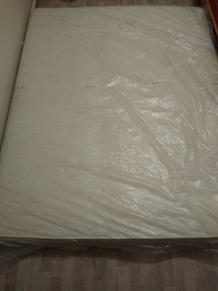 ox_materac-sprzedam-200-cm-na-160-cm-grubosc-17cm