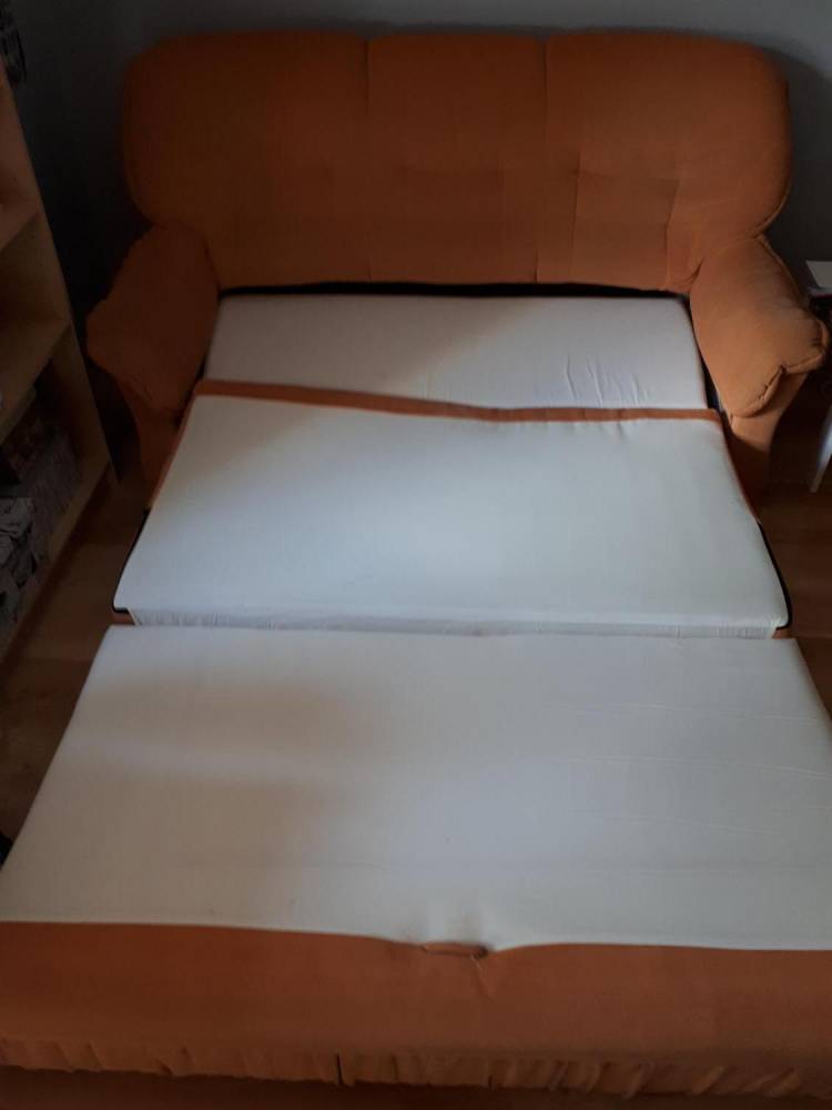 ox_sprzedam-sofe-kanape-3-osobowa-rozkladana