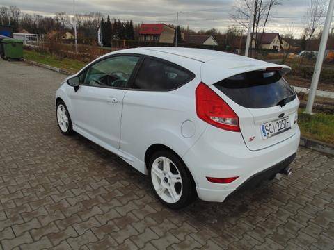 ox_ford-fiesta-mk-7