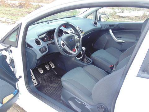 ox_ford-fiesta-mk-7