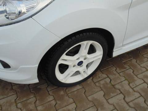 ox_ford-fiesta-mk-7