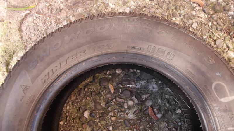 ox_uzywane-zimowe-opony-195-65-15-pirelli