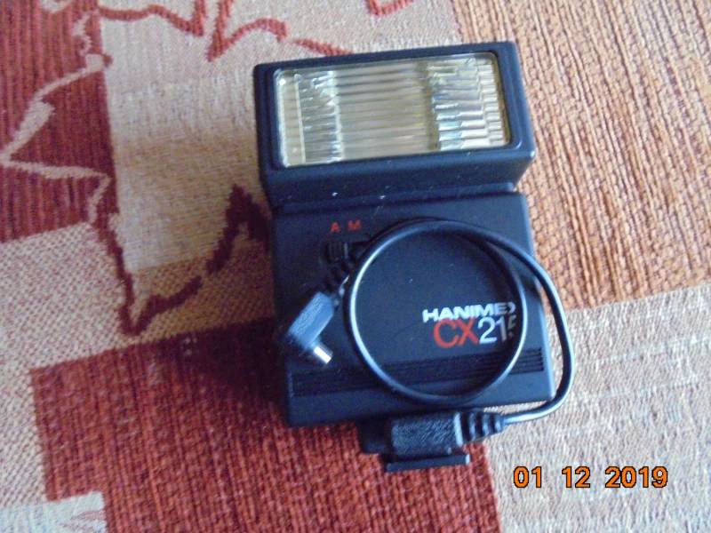 ox_sprzedam-lampe-blyskowa