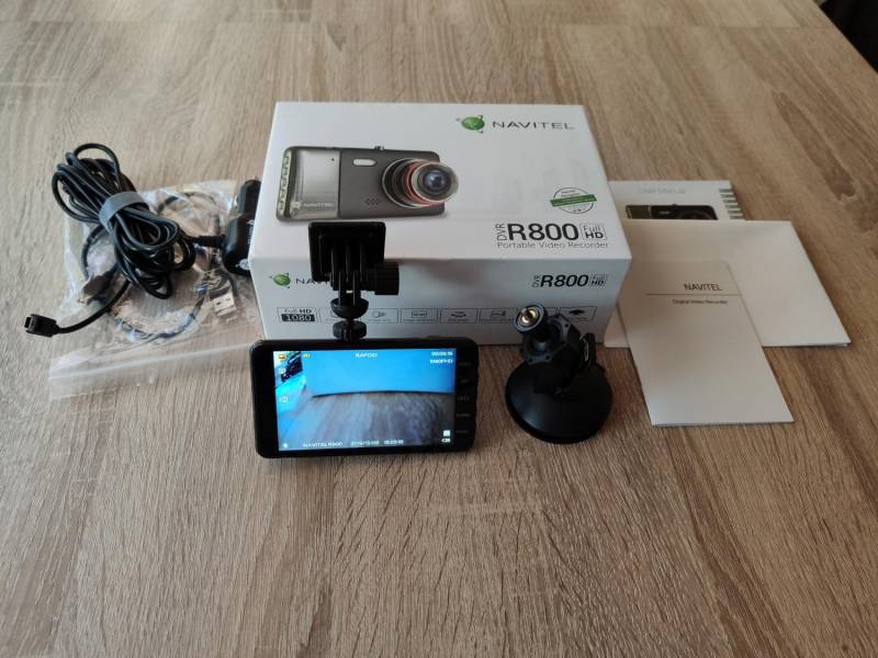ox_wideorejestrator-navitel-r800-full-hd-13m-cy-gwarancji-producenta