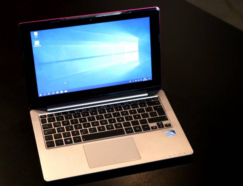 ox_laptop-asus-x202e-dotykowy-ekran-super-stan