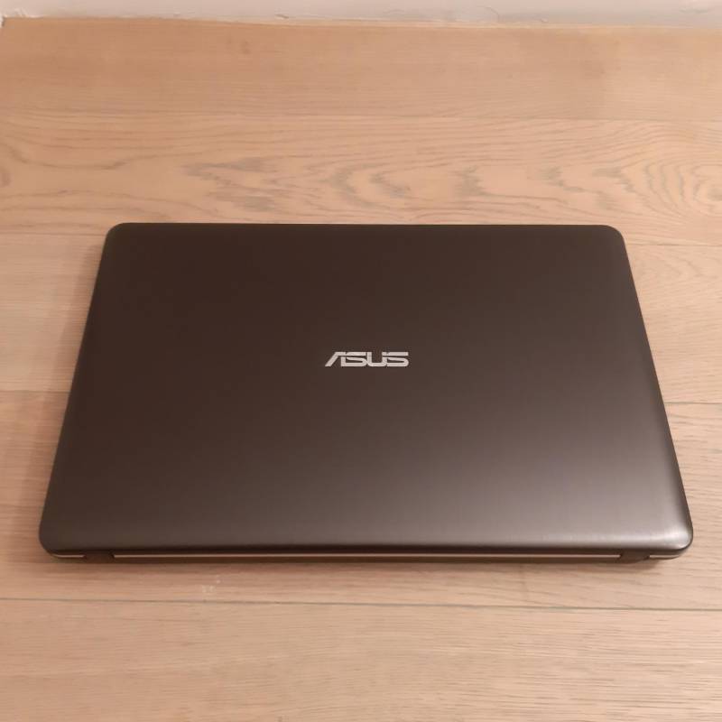 ox_okazja-laptop-asus-x540-i3-dysk-ssd-256-gb-4-gb-ram-windows-10