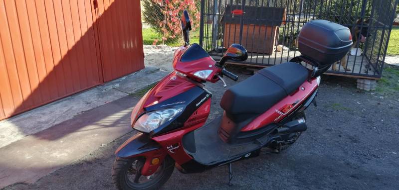 ox_skuter-barton-motors-huragan-stan-jak-z-salonu-od-kobiety-80cm-z-domu