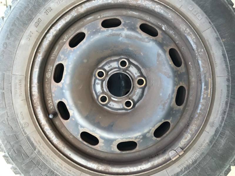 ox_sprzedam-felgi-vw-golf-iv-5x100-14-opony-gratis-17580r14-okazja
