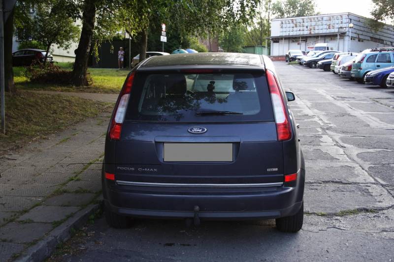 ox_uzywane-ford-focus-c-max-10-900-pln-225-000-km-2006