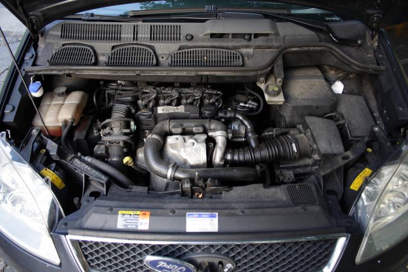 ox_uzywane-ford-focus-c-max-10-900-pln-225-000-km-2006