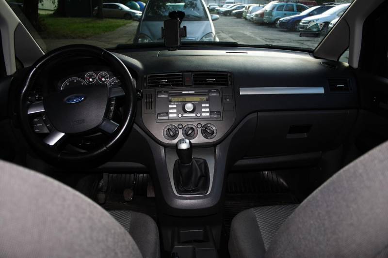 ox_uzywane-ford-focus-c-max-10-900-pln-225-000-km-2006