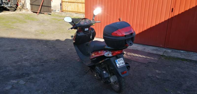 ox_skuter-barton-motors-huragan-stan-jak-z-salonu-od-kobiety-80cm-z-domu