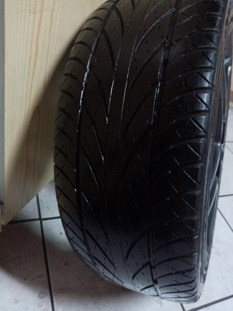ox_kolo-na-alufeldze-bdb-100-z-opona-letnia-bdb-chyba-honda