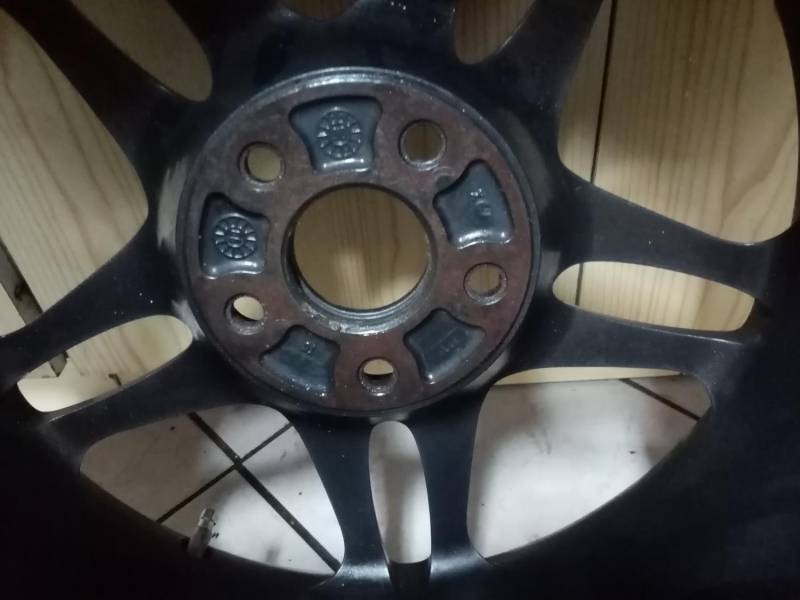 ox_kolo-na-alufeldze-bdb-100-z-opona-letnia-bdb-chyba-honda