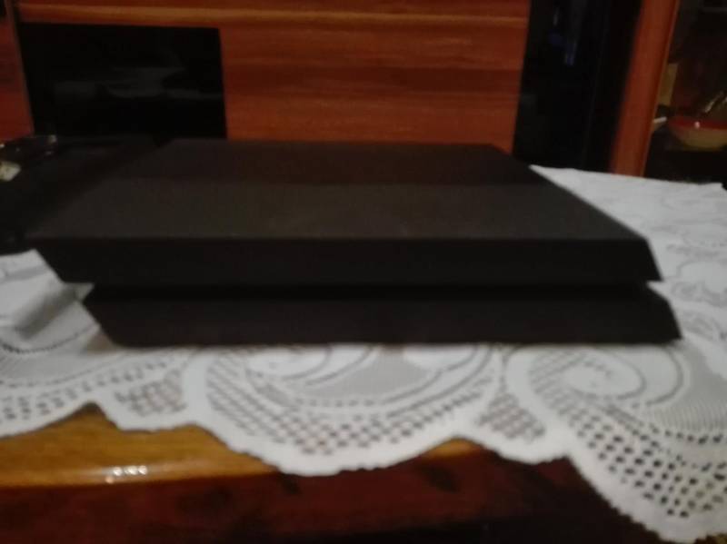 ox_play-station-4-500-gb